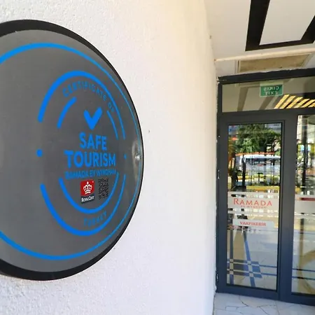 By Wyndham Vakfikebir 4*
